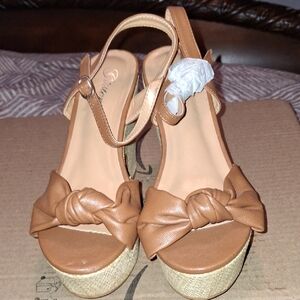 Stylish Tan Wedge Sandals